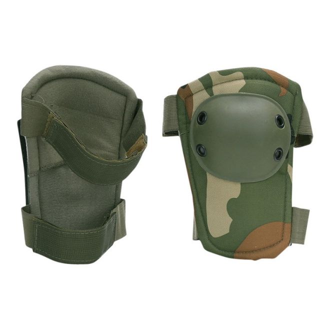 Тактически налакътници 101 INC Woodland Camo 208231