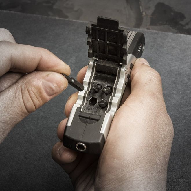 Мултитул за пистолети и карабини Real Avid Gun Tool