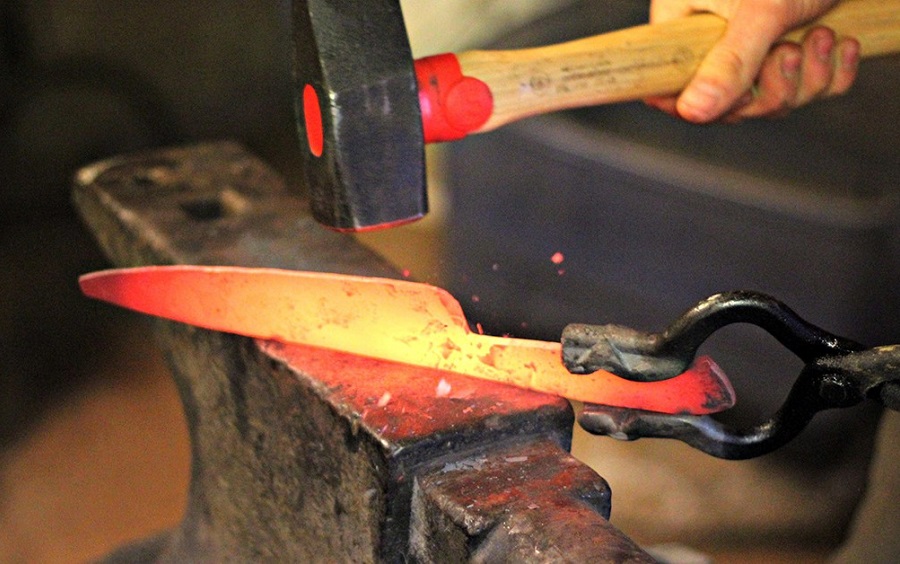 Стомана за ножове - най-важното, което трябва да знаете