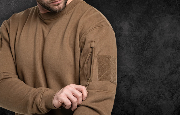 Блузи и пуловери